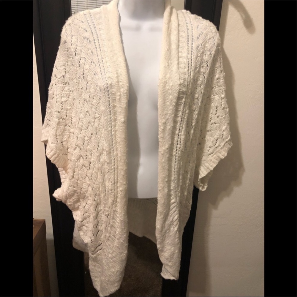 Sonoma cardigan. Cream color 3x perfect condition